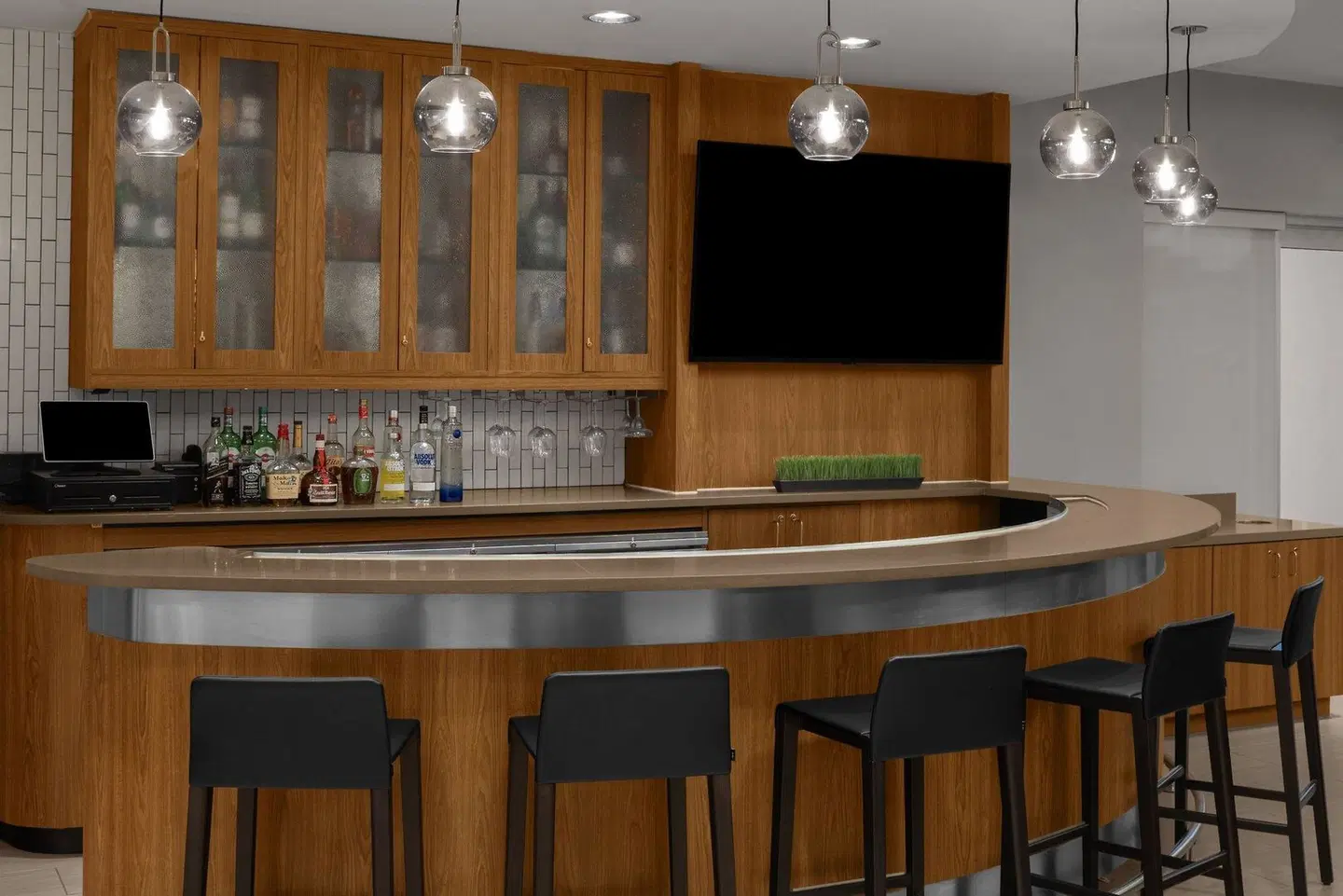 SpringHill Suites by Marriott Houston Intercontinental Airport Bar