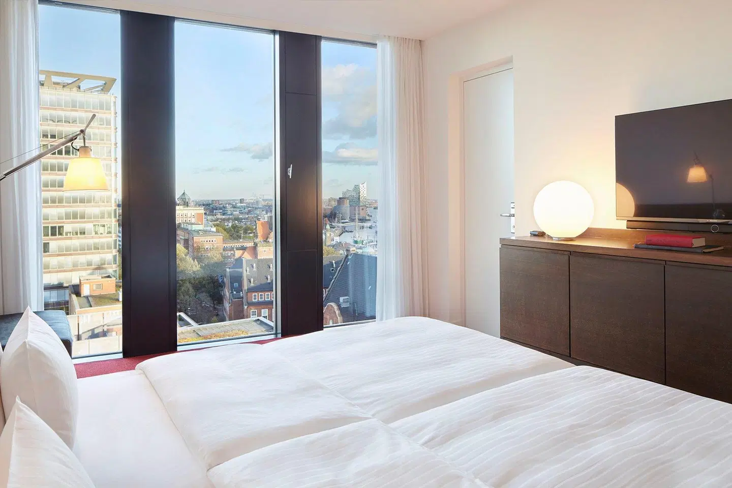 Empire Riverside ROOM_EXAMPLE