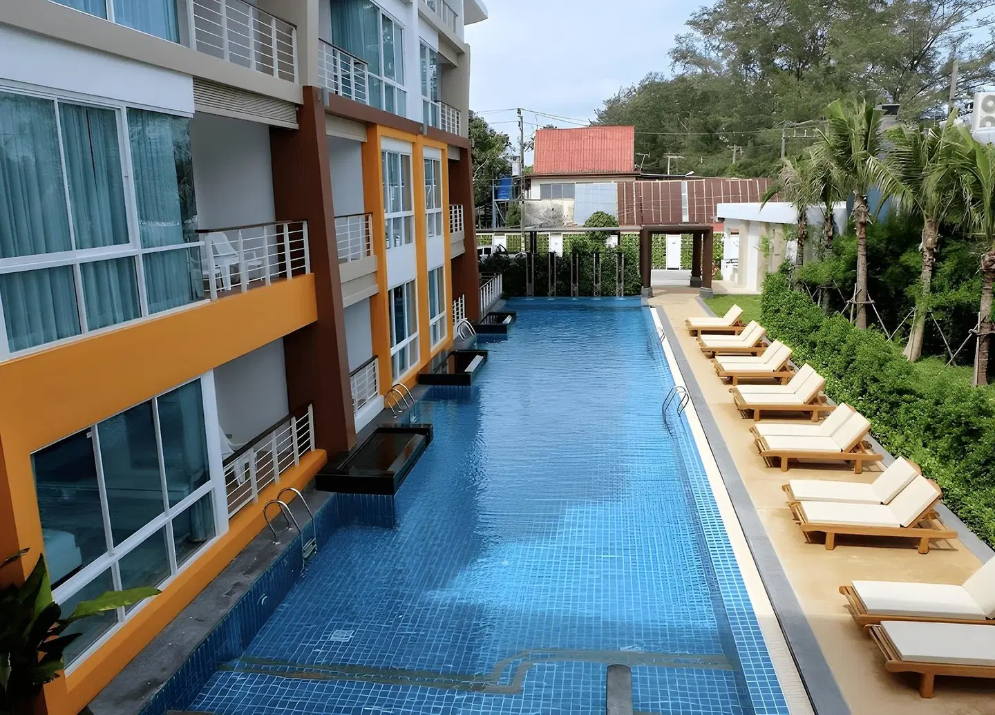 Phuket Seaview Resotel Terrasse