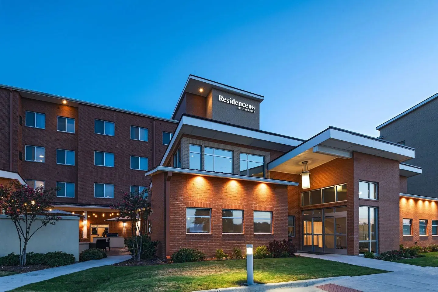Residence Inn by Marriott Dallas DFW Airport West/Bedford EXTERIOR
