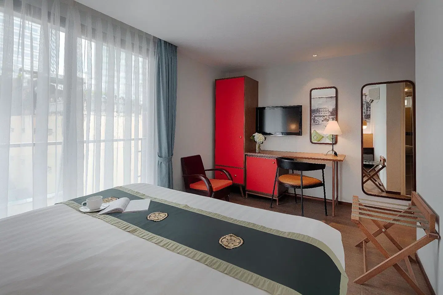 Little Saigon Boutique Hotel ROOM_EXAMPLE