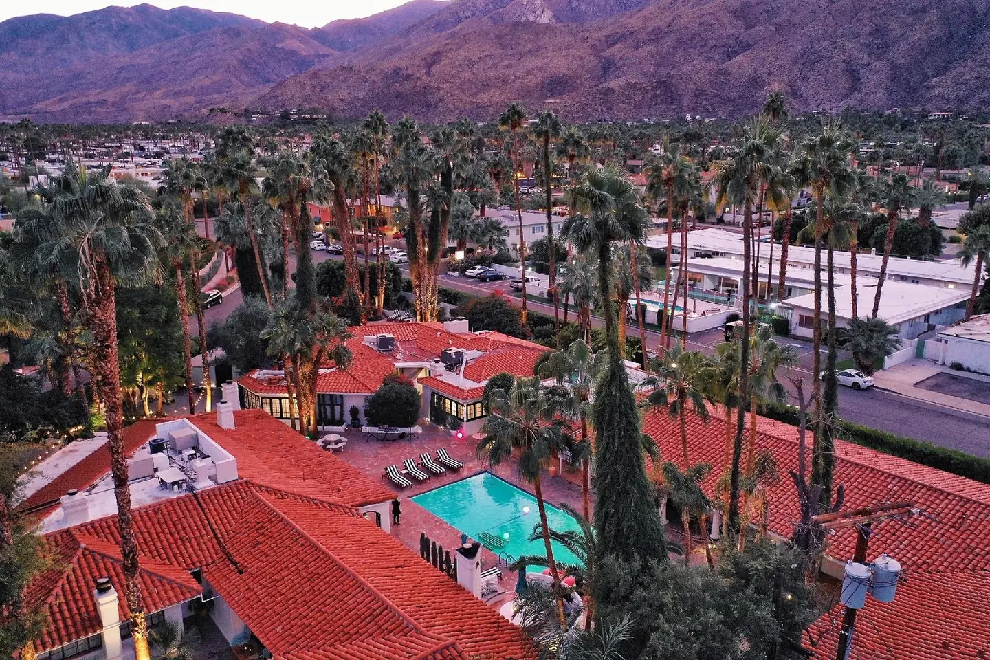 Villa Royale Inn LANDSCAPE