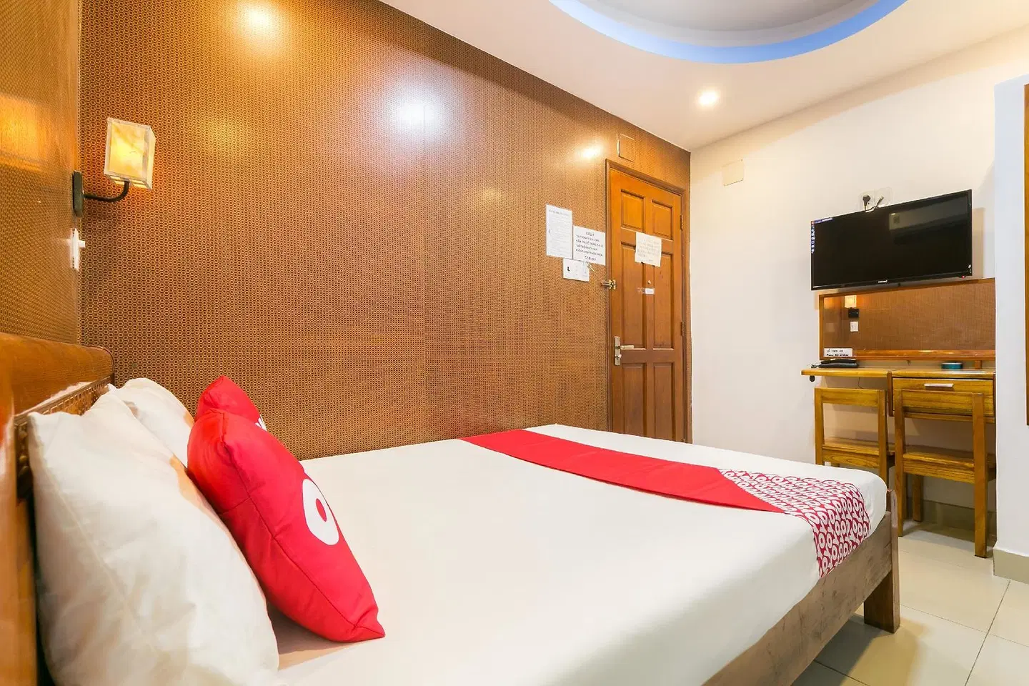 OYO 701 Avatar 2 Hotel ROOM_EXAMPLE