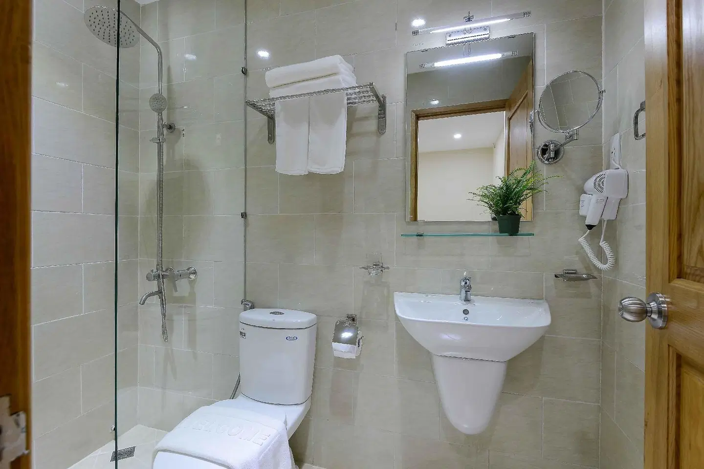 Akoya Saigon Central Hotel Badezimmer