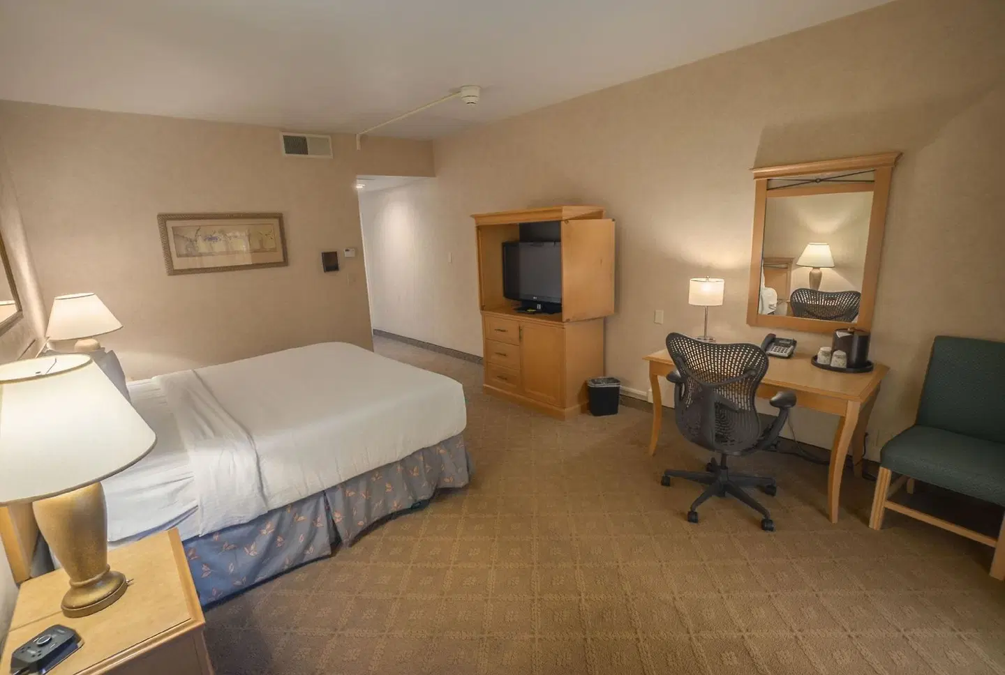 Piccadilly Inn Airport ROOM_EXAMPLE