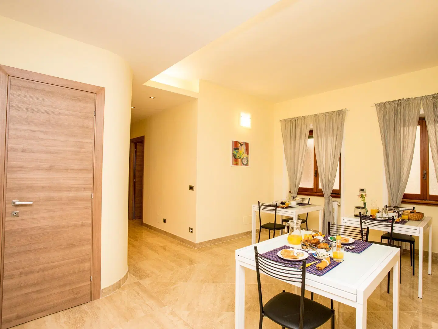 Trastevere's Friends ROOM_EXAMPLE