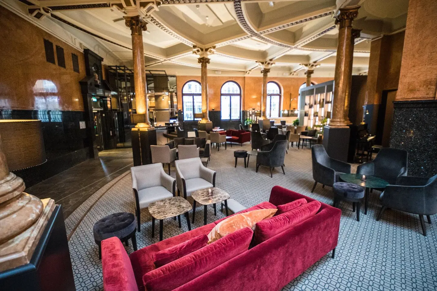 Opus XVI LOUNGE_LOBBY