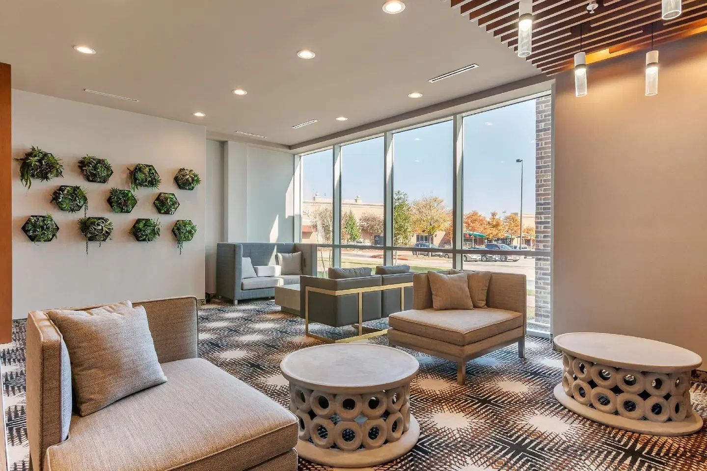 Cambria Hotel Richardson - Dallas LOUNGE_LOBBY
