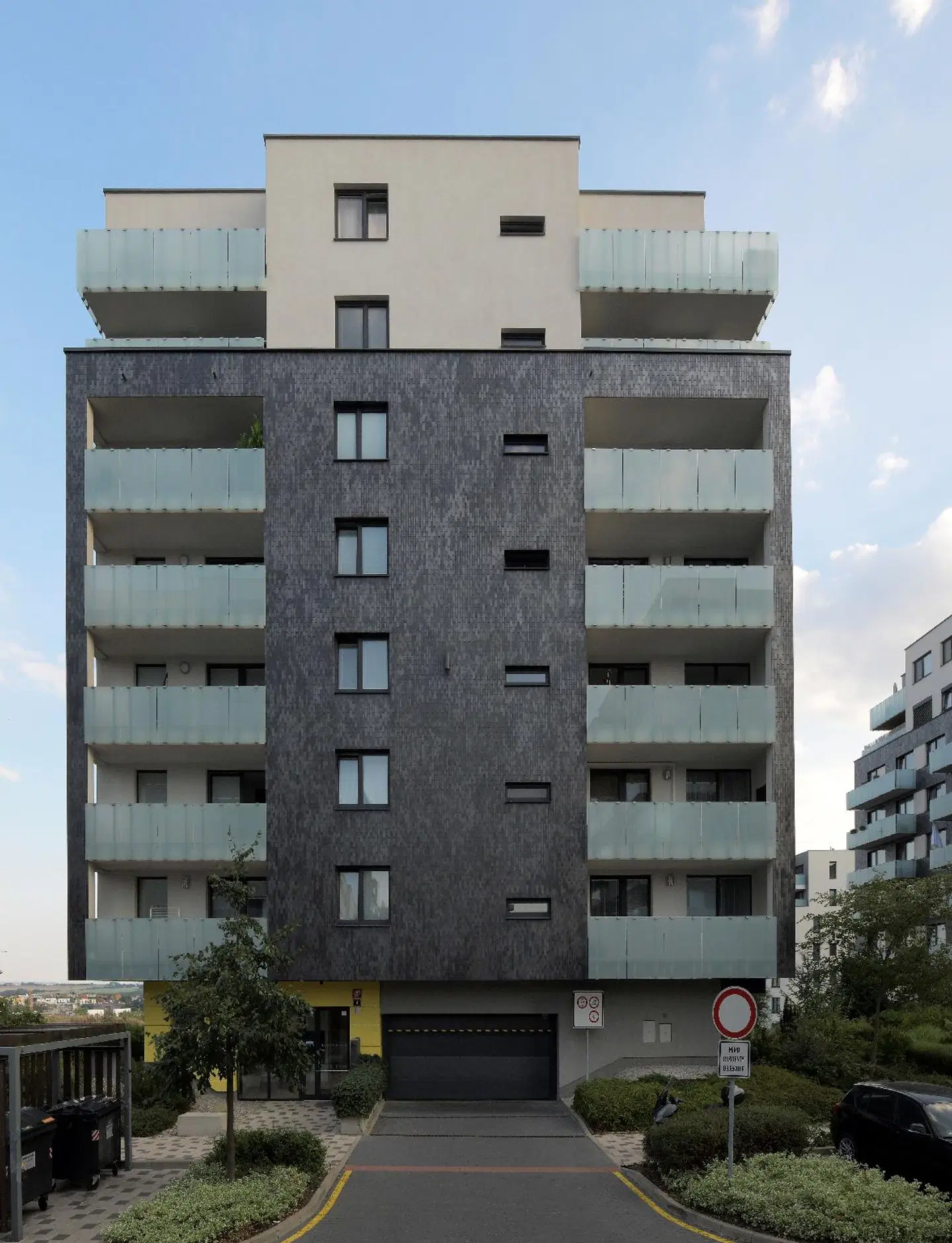 CityWest Apartments EXTERIOR