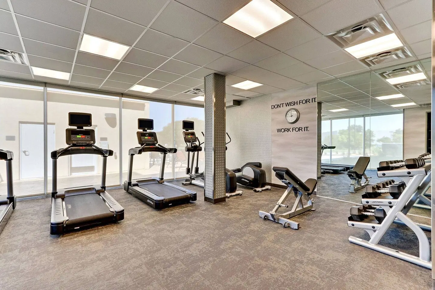 Fairfield Inn & Suites by Marriott Dallas Love Field SPORTS_AND_LEISURE