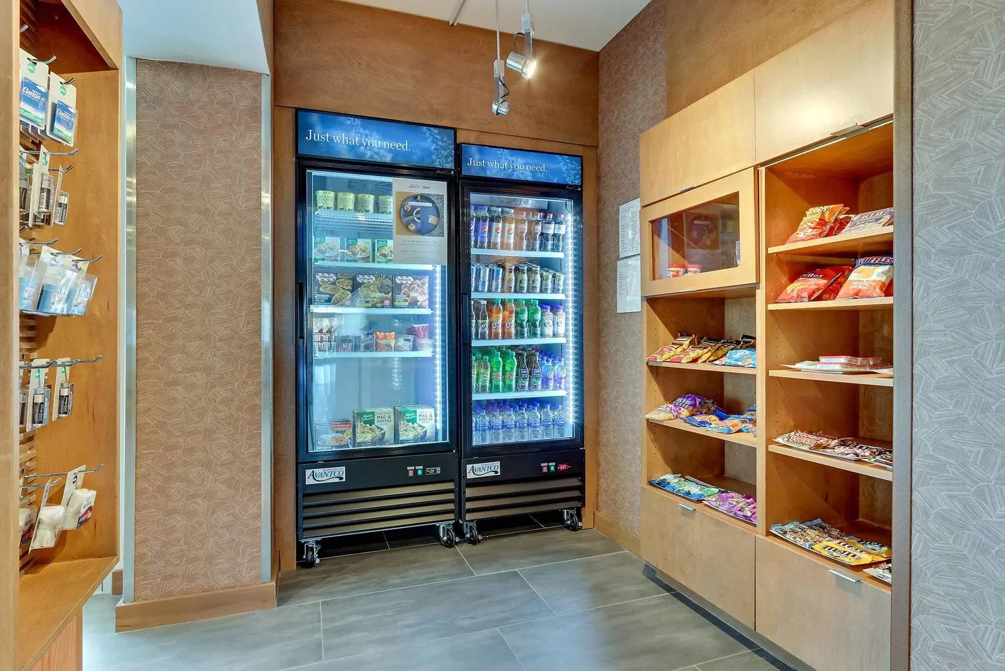 Fairfield Inn & Suites by Marriott Dallas Love Field Bar