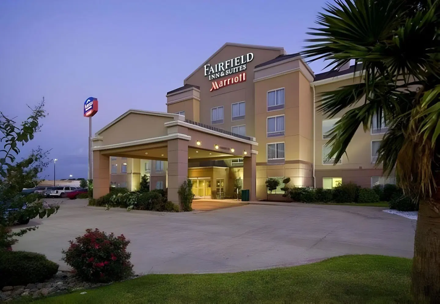 Fairfield Inn & Suites by Marriott Waco North EXTERIOR
