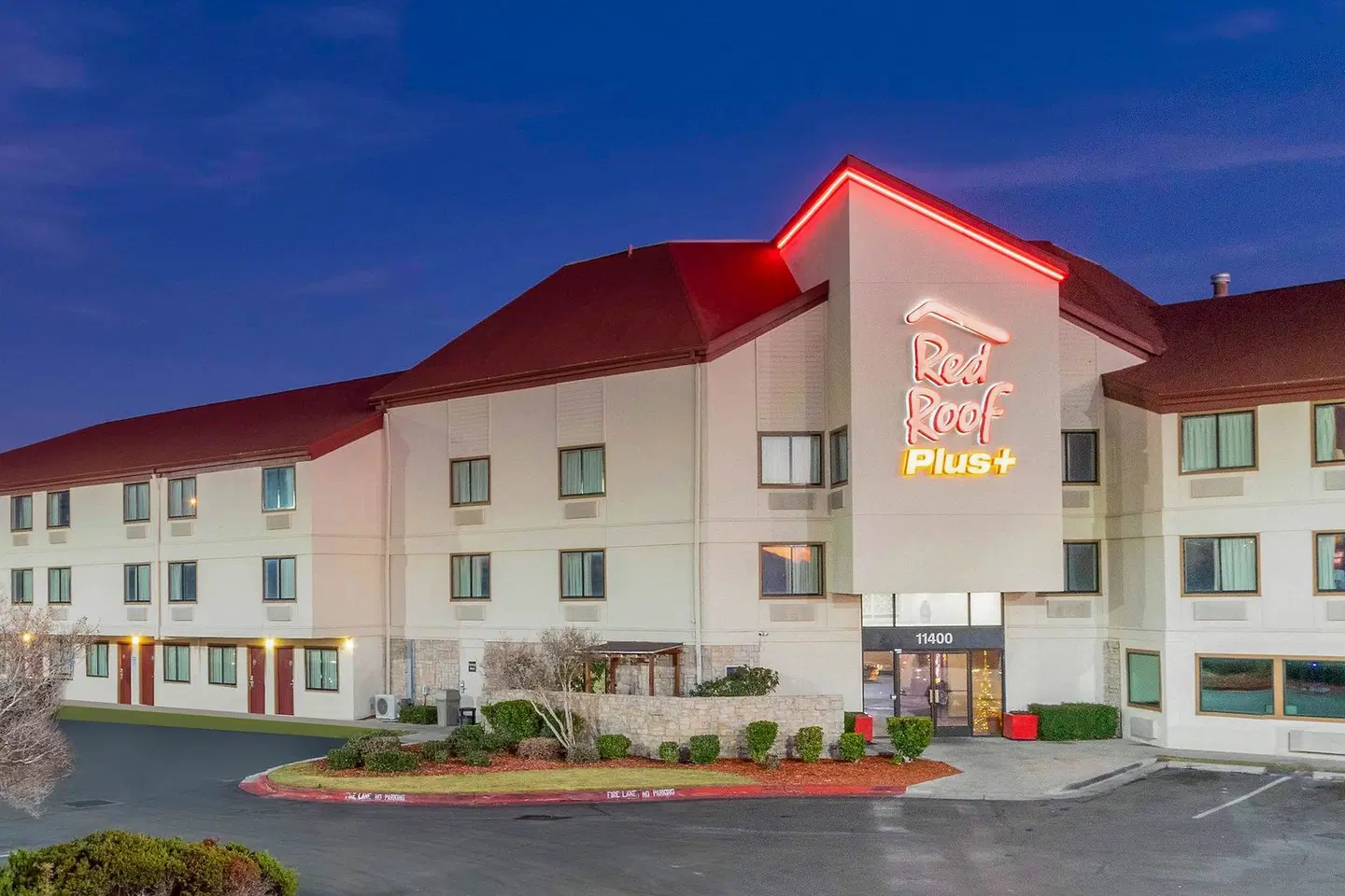 Red Roof Inn El Paso East EXTERIOR