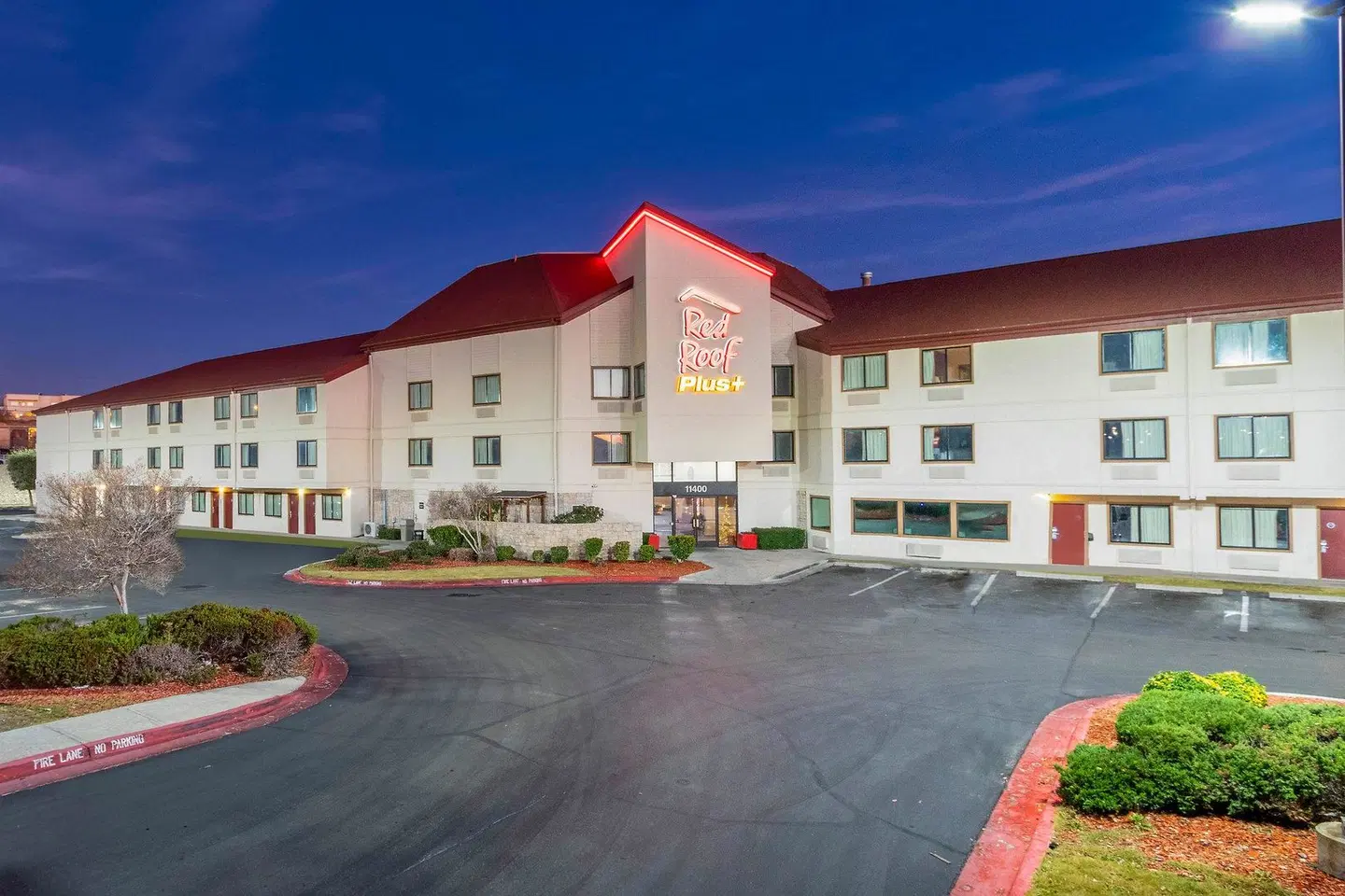 Red Roof Inn El Paso East EXTERIOR