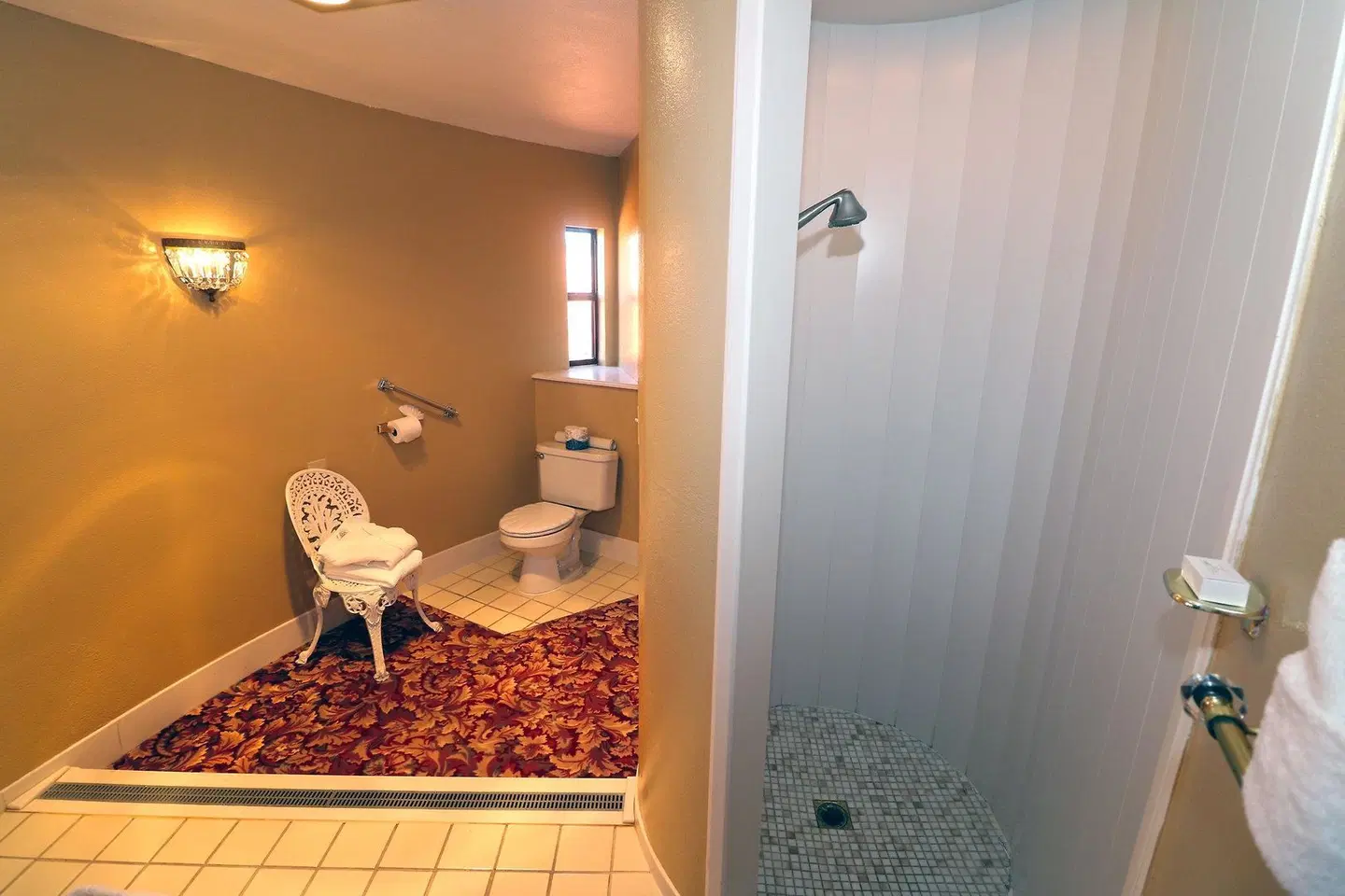 Masterpiece Hotel Badezimmer