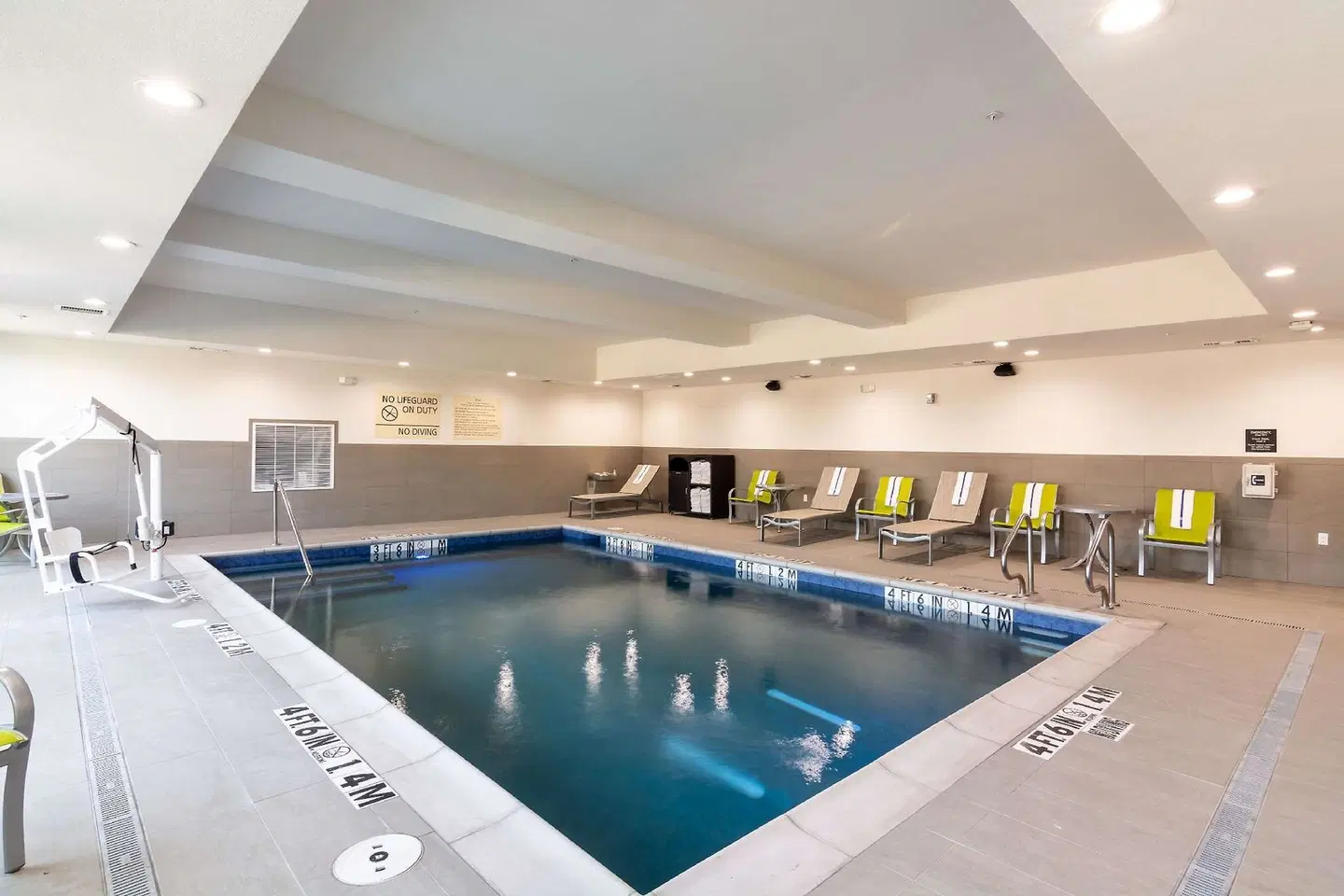 Hampton Inn & Suites Dallas East Hallenbad