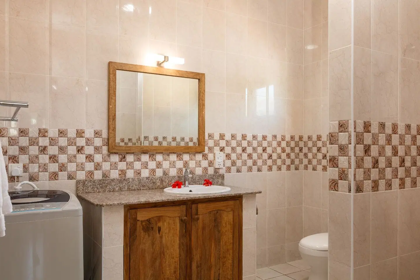 Shanaz Beachside Retreat Badezimmer