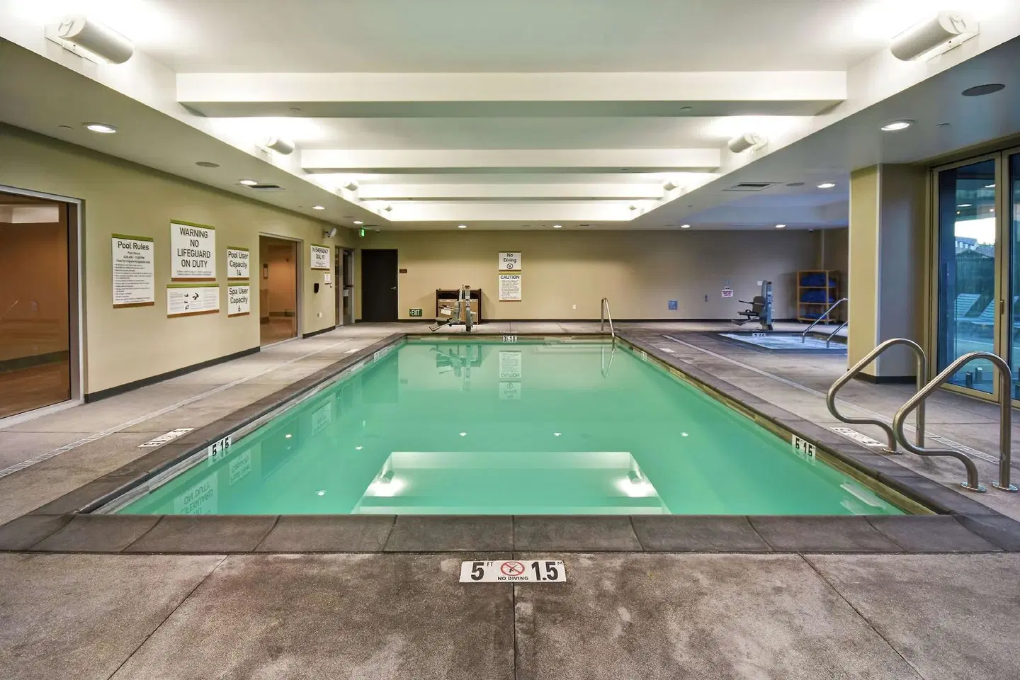 Home2 Suites by Hilton Los Angeles Montebello Hallenbad