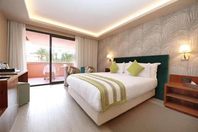 Kenzi Rose Garden ROOM_EXAMPLE