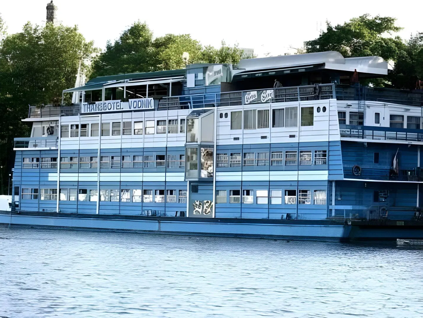 Vodnik Botel EXTERIOR