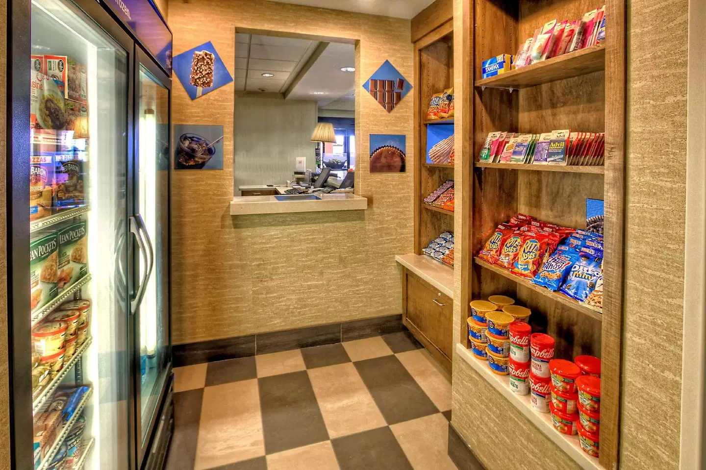 Baymont by Wyndham Midland TX Bar