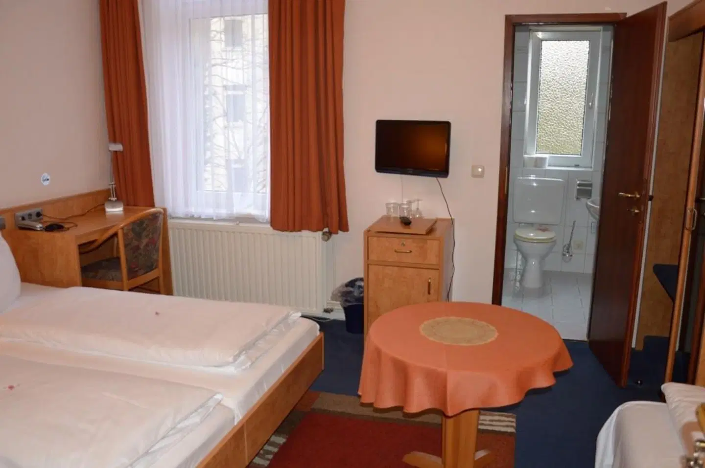 Steen's Hotel ROOM_EXAMPLE