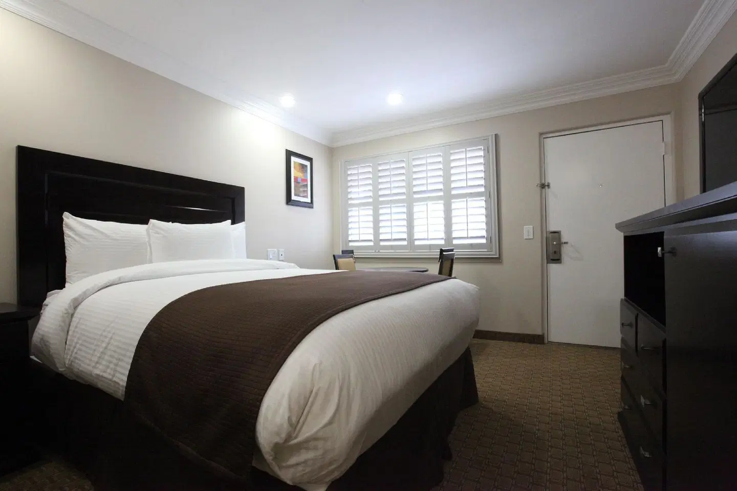 Americas Best Value Inn Riverside ROOM_EXAMPLE