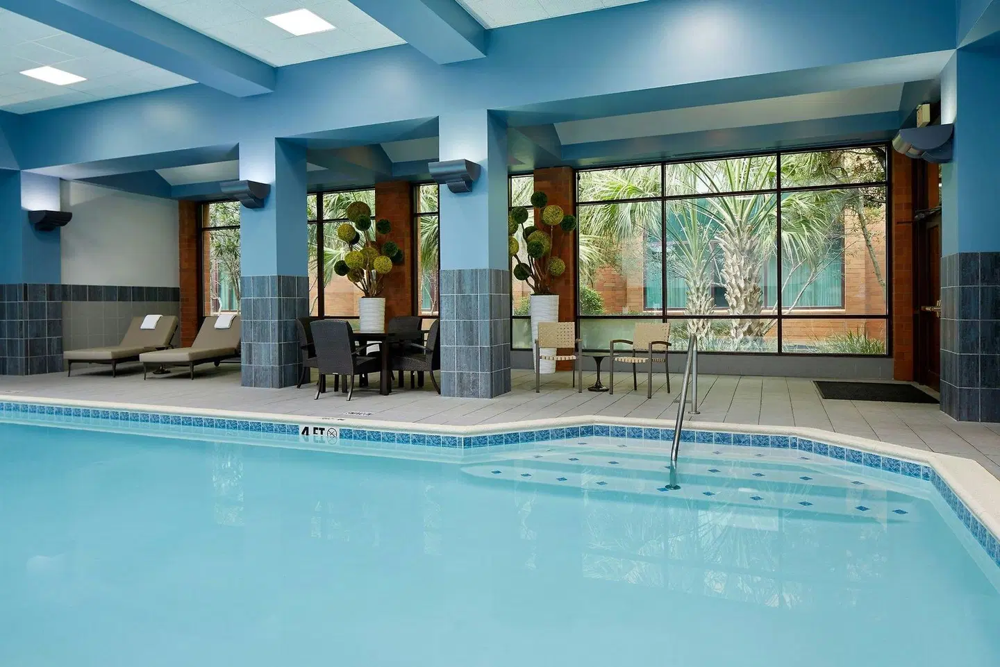 Marriott DFW Airport South Hallenbad