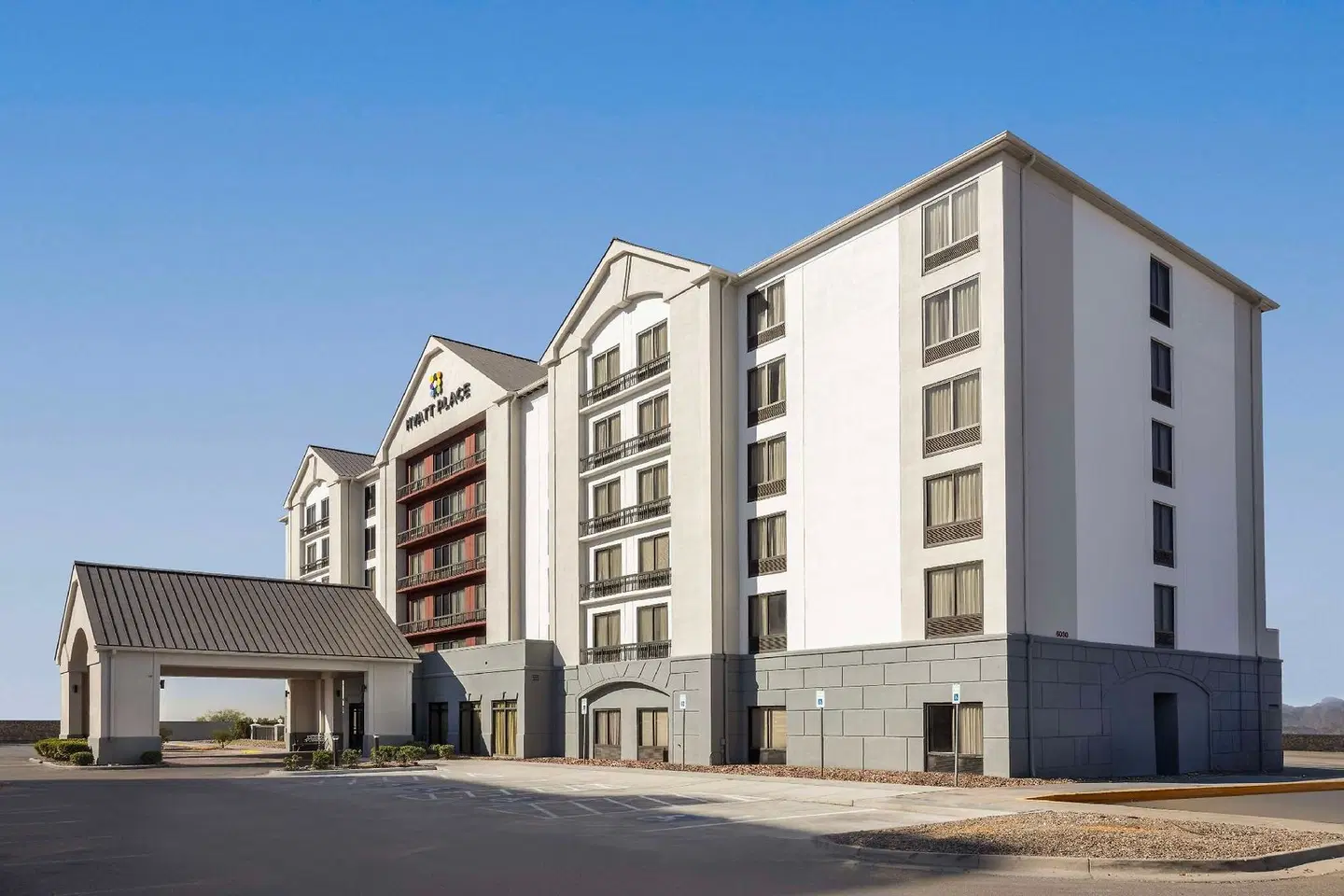 Hyatt Place El Paso Airport EXTERIOR