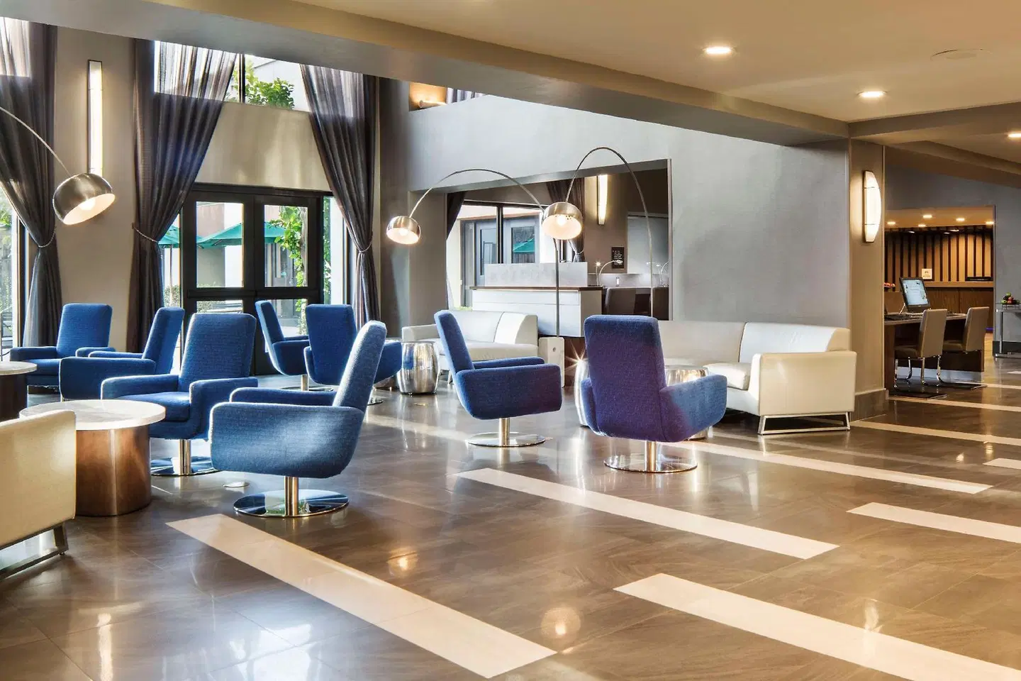 DoubleTree by Hilton Newark-Fremont LOUNGE_LOBBY