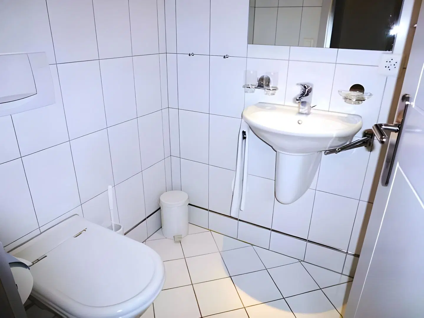 EMA House Serviced Apartments, Superior Standard, Unterstrass Badezimmer