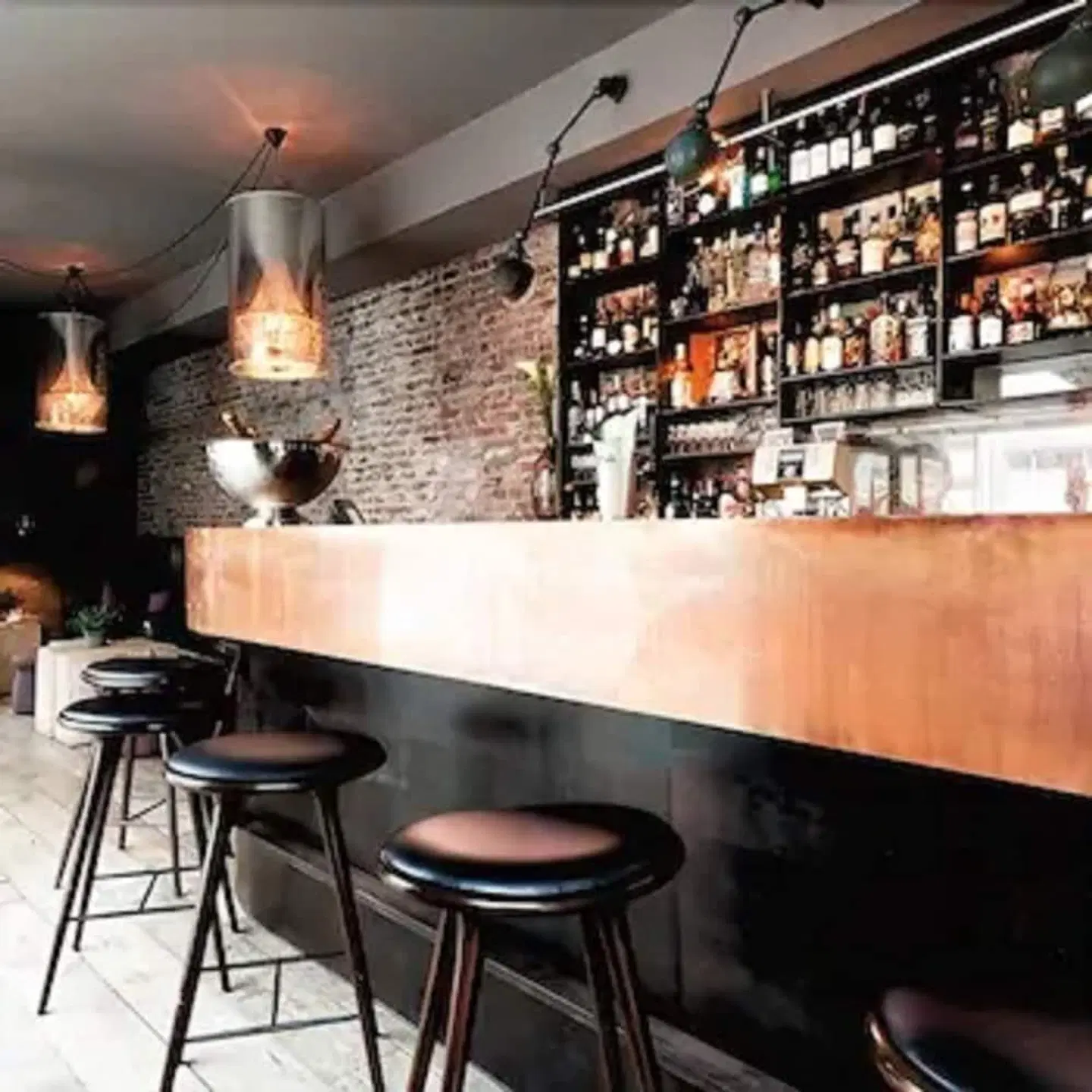 Hotel Brosundet Bar