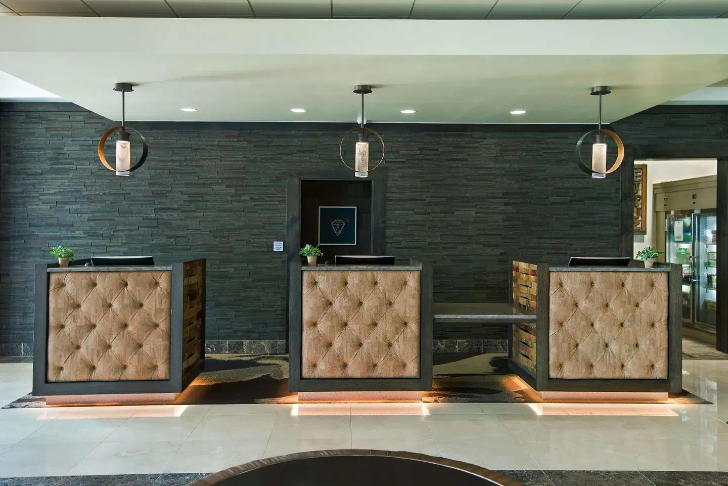 Oxford Suites Sonoma County LOUNGE_LOBBY