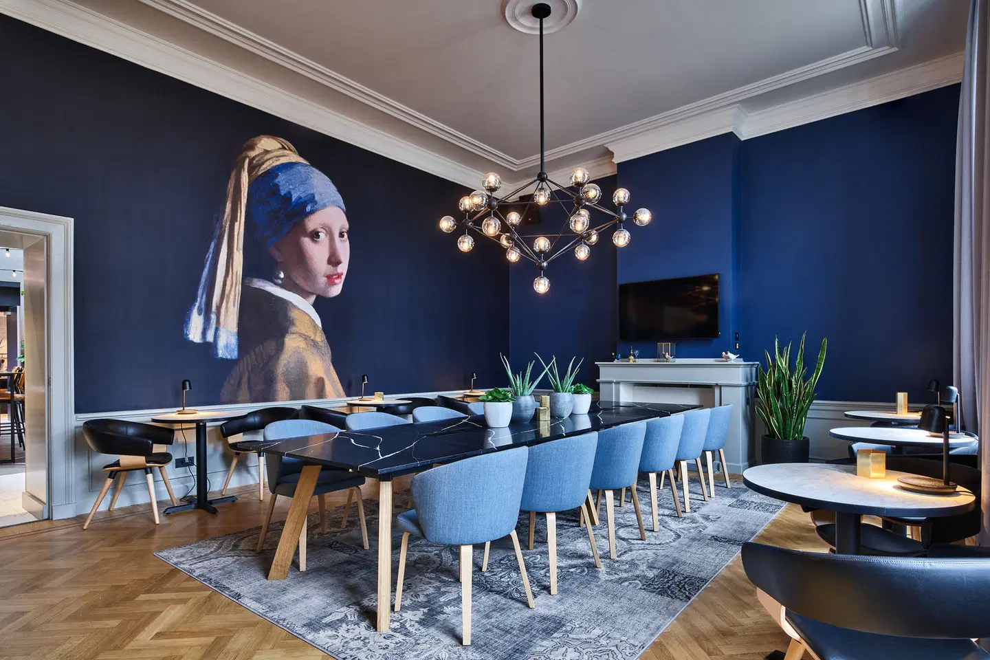 Staybridge Suites - The Hague - Parliament by IHG Bar