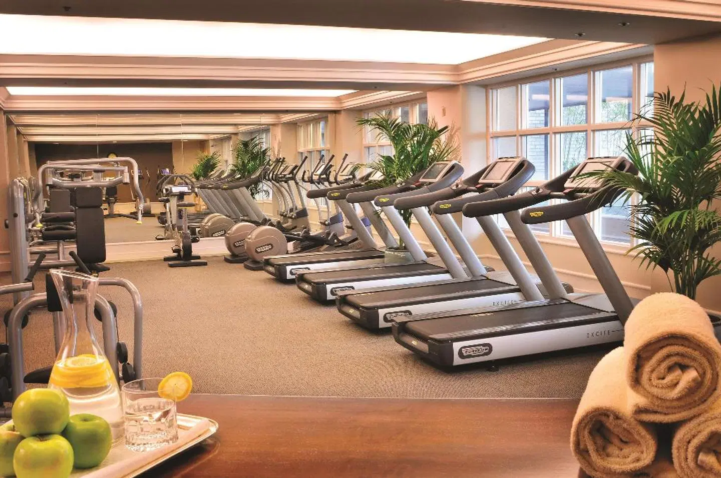 Fairmont Hotel Vancouver SPORTS_AND_LEISURE