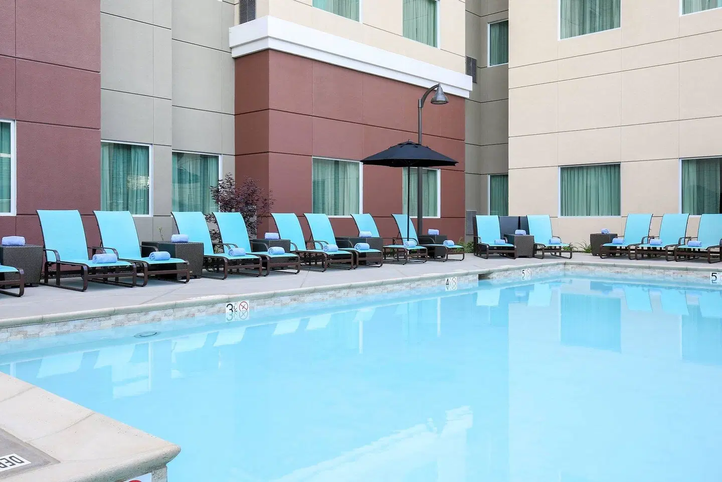 SpringHill Suites by Marriott San Jose Airport OUTDOOR_POOL