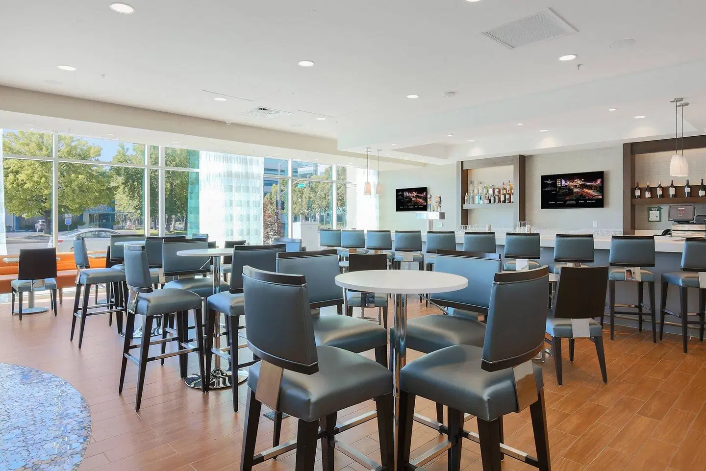 SpringHill Suites by Marriott San Jose Airport Bar