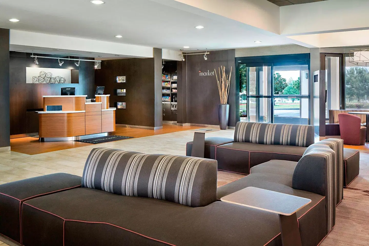 Courtyard by Marriott Dallas Arlington/Entertainment District LOUNGE_LOBBY