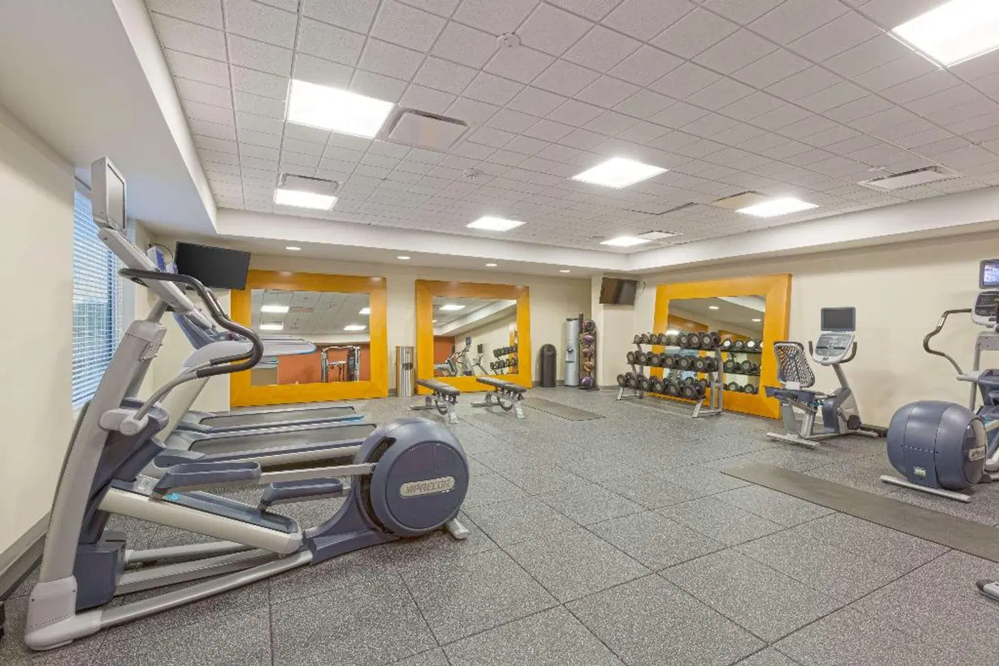 Hampton Inn Houston Downtown SPORTS_AND_LEISURE