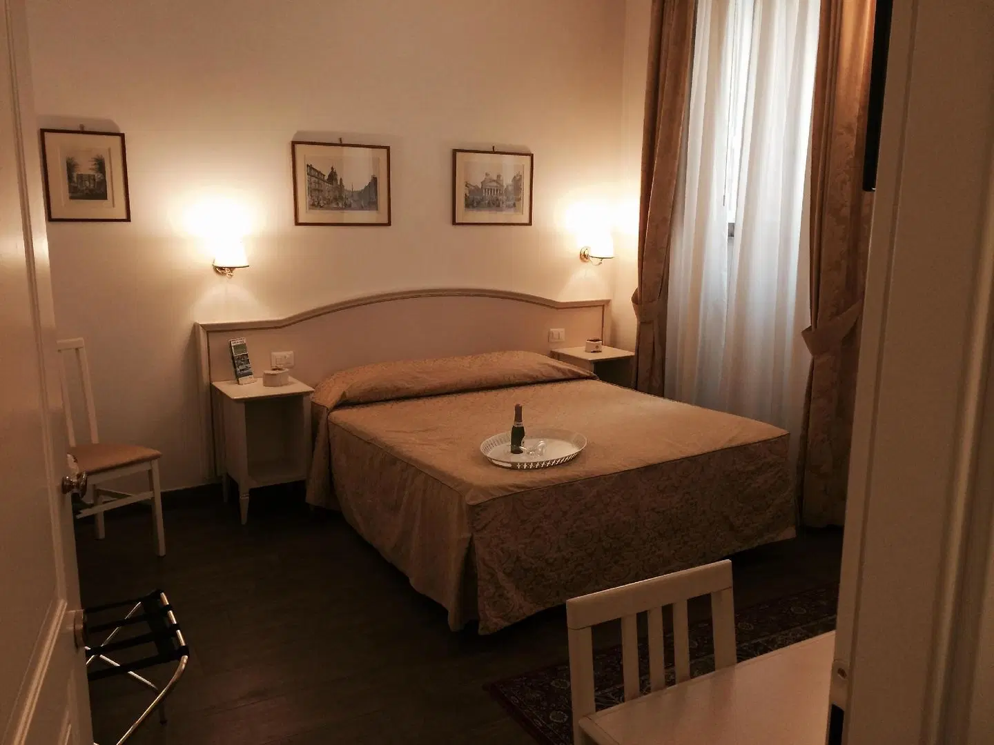Best Suites Pantheon ROOM_EXAMPLE