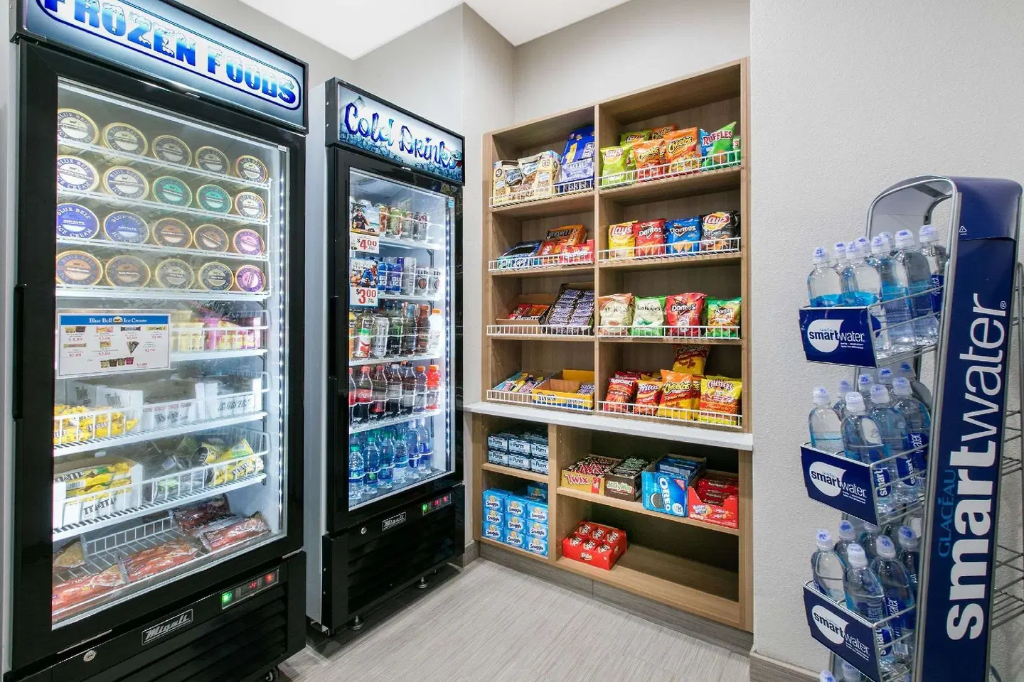 Microtel Inn & Suites by Wyndham Lubbock LOUNGE_LOBBY