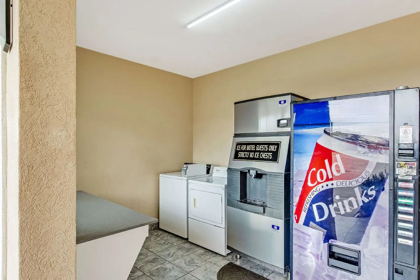 Americas Best Value Inn Houston at FM 529 ROOM_EXAMPLE