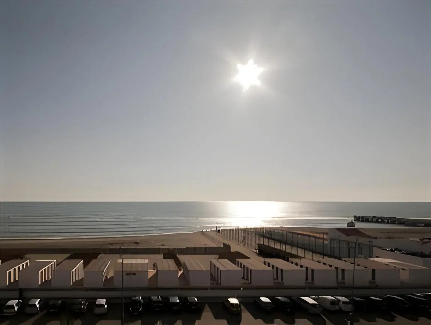 Ping Pong Strand
