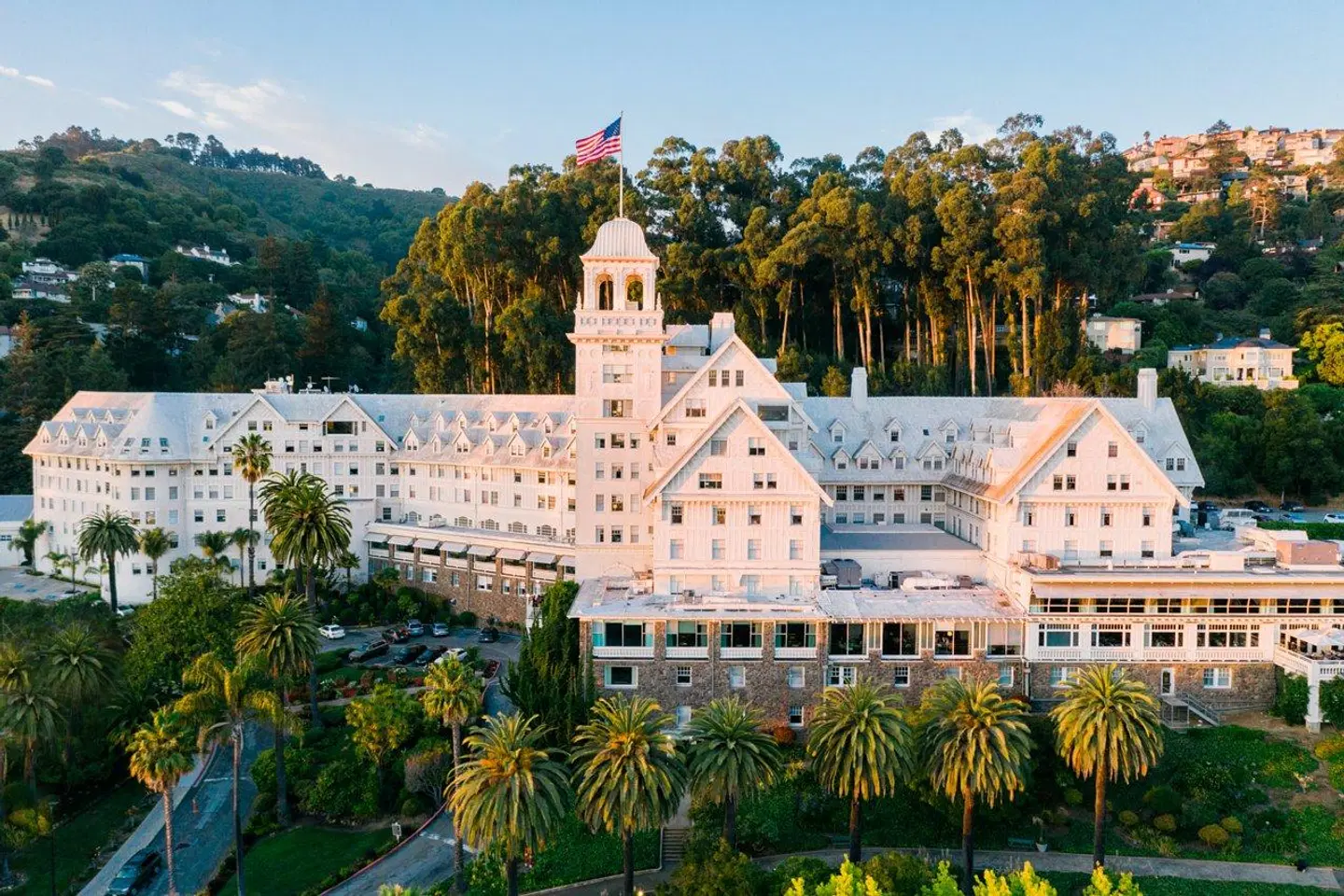 Claremont Club & Spa - A Fairmont Hotel EXTERIOR