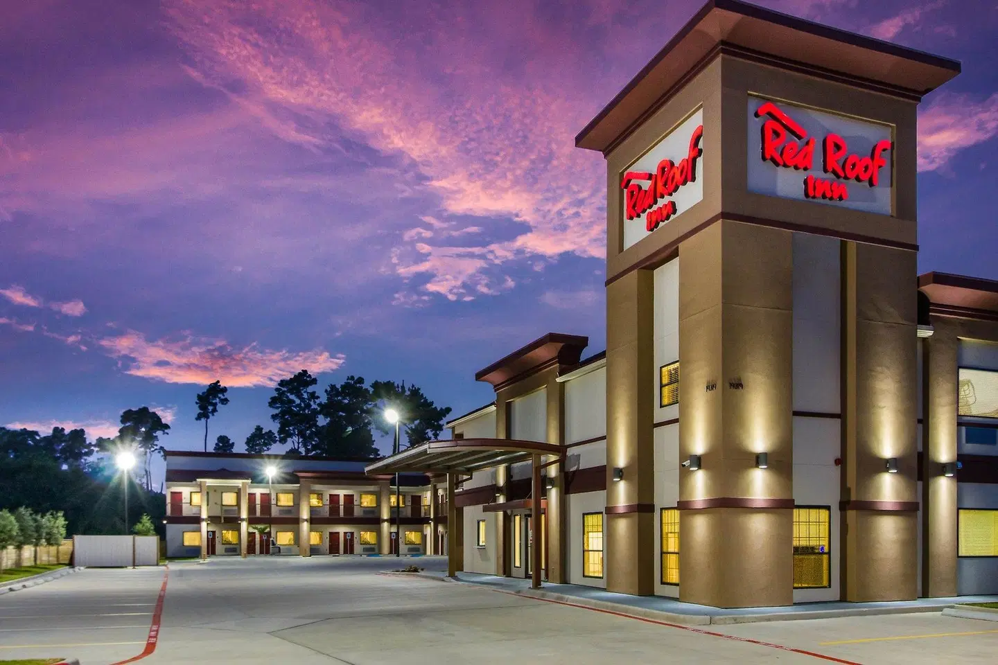 Red Roof Inn Houston - Willowbrook EXTERIOR