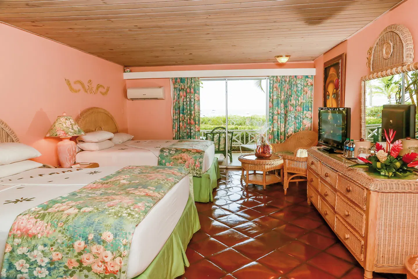 Coco Reef Resort & Spa ROOM_EXAMPLE