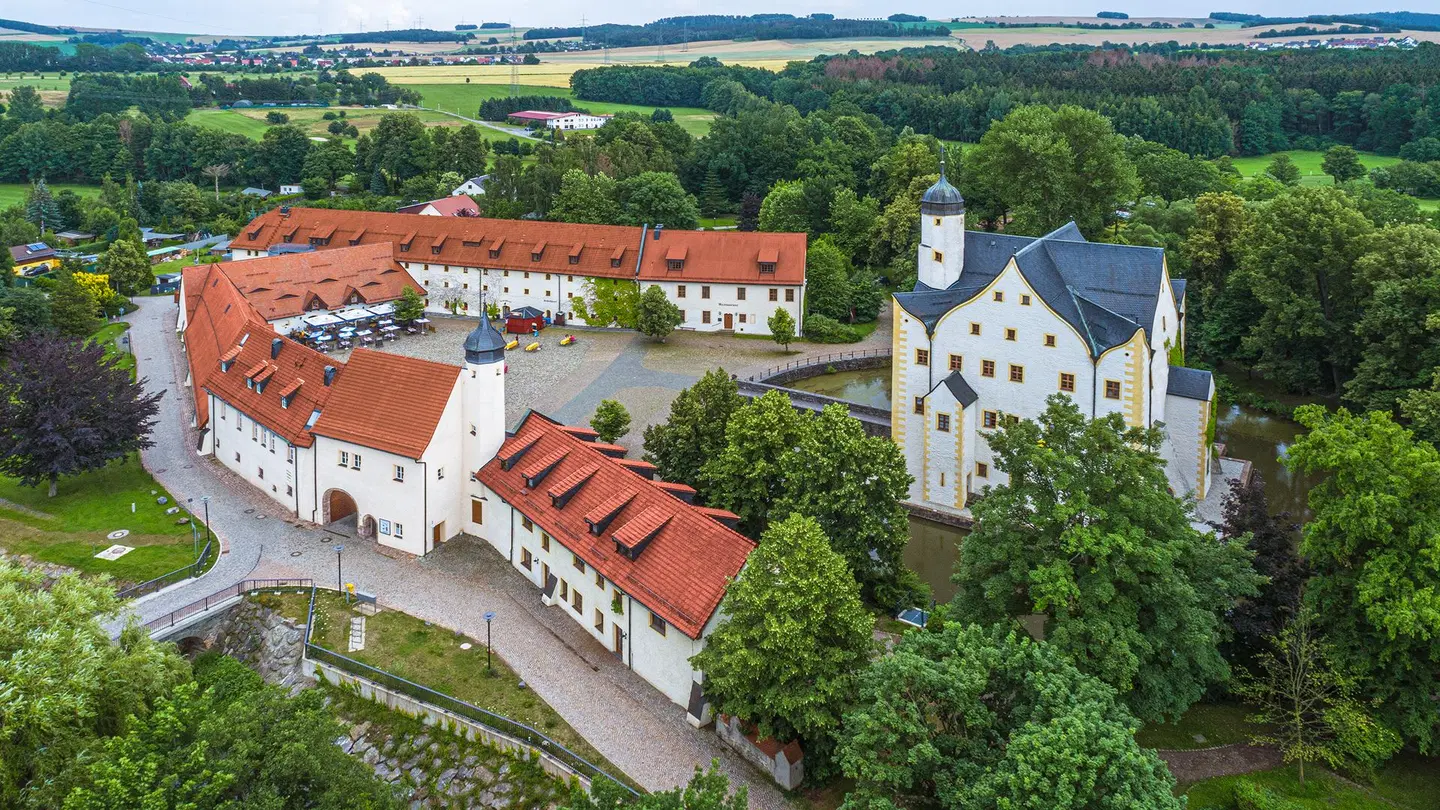 Schlosshotel Klaffenbach EXTERIOR