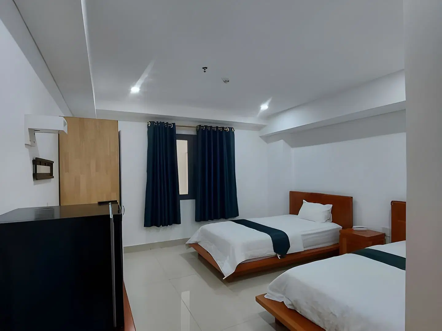Twins Hotel ROOM_EXAMPLE