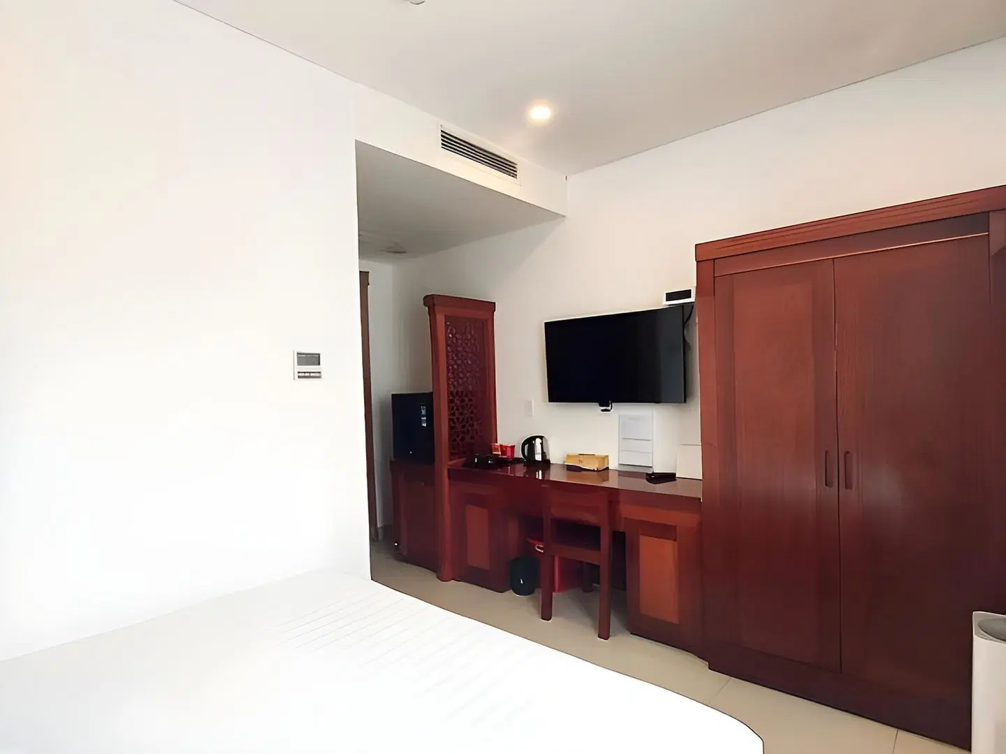 Twins Hotel ROOM_EXAMPLE