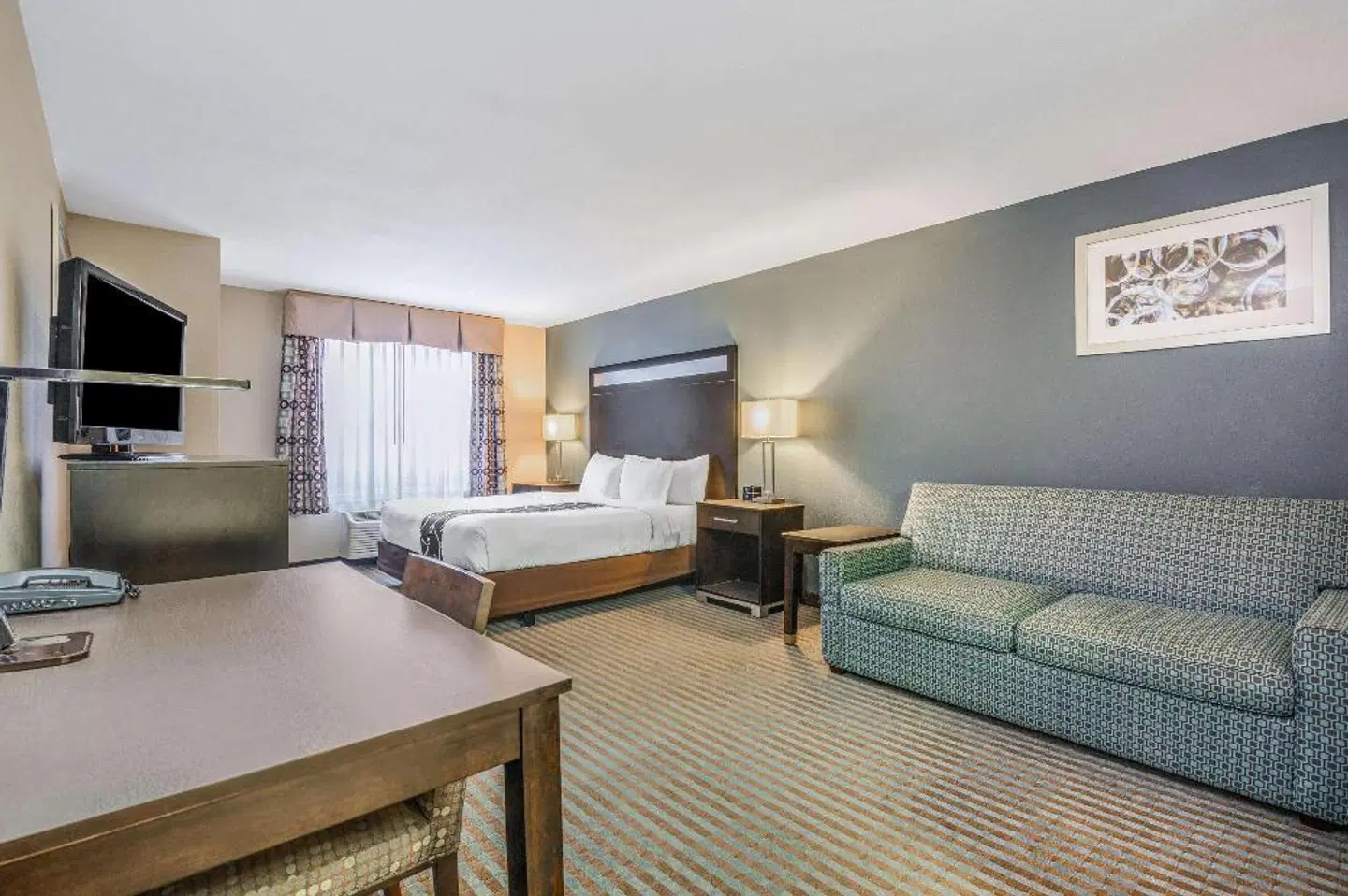 La Quinta Inn & Suites by Wyndham Glendive ROOM_EXAMPLE